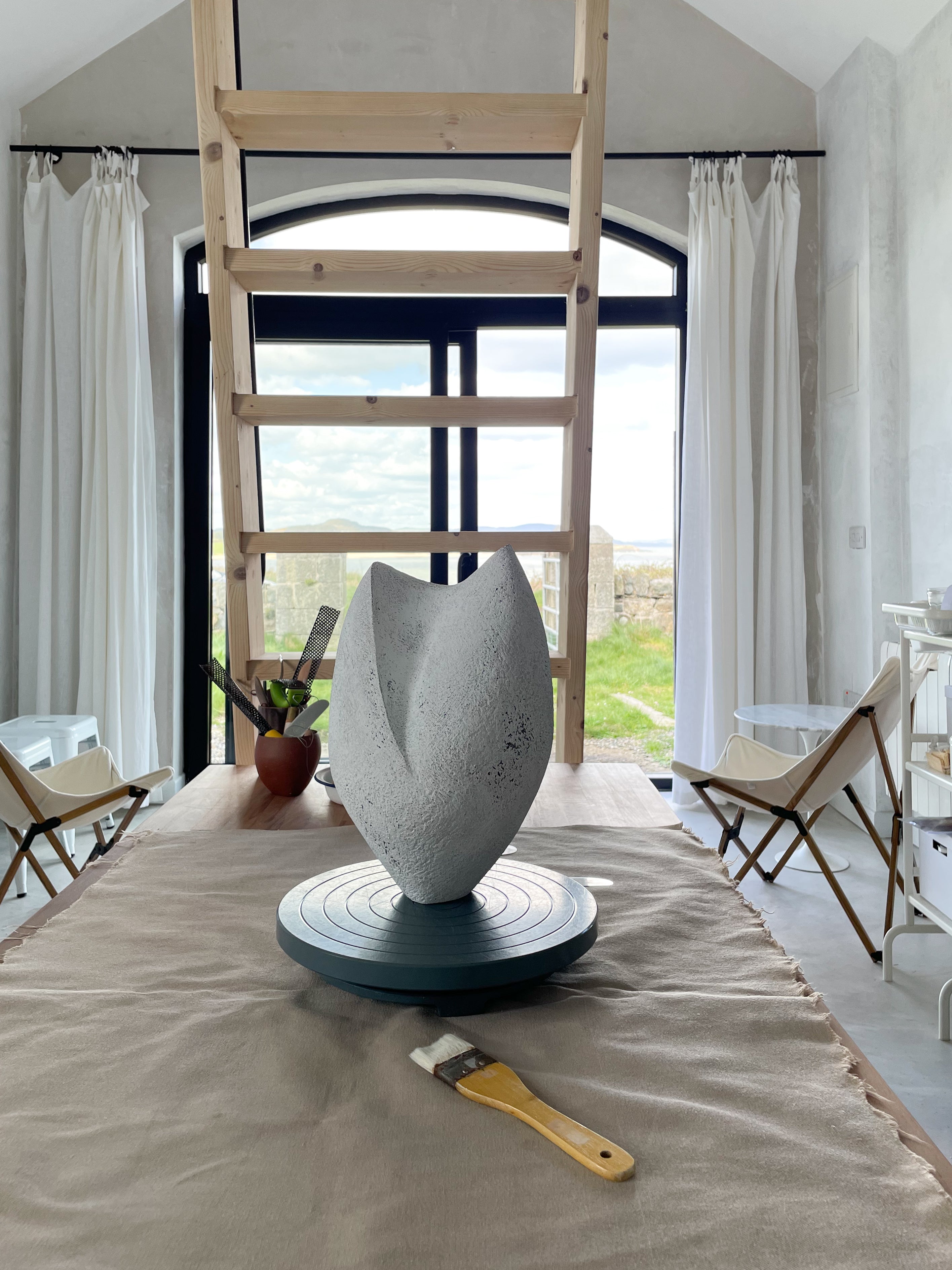 Sie ist allumfassend, 2024